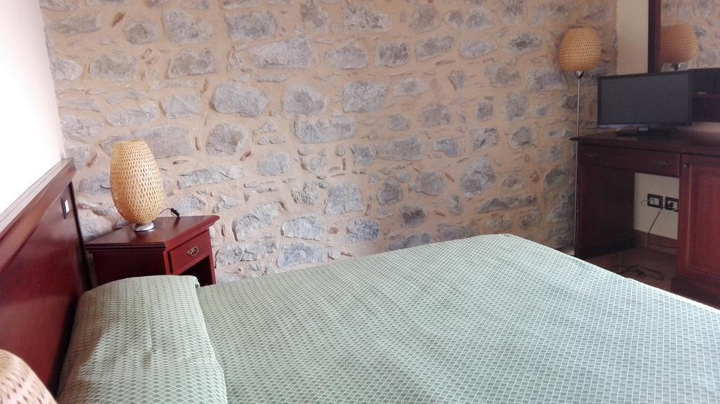 Agriturismo Valle Dell'Etna Roccella Valdemone Экстерьер фото